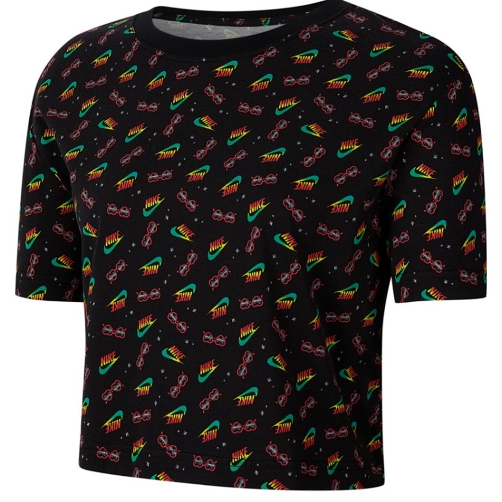 Nike NWT Medium Printed Cotton Cropped T-Shirt